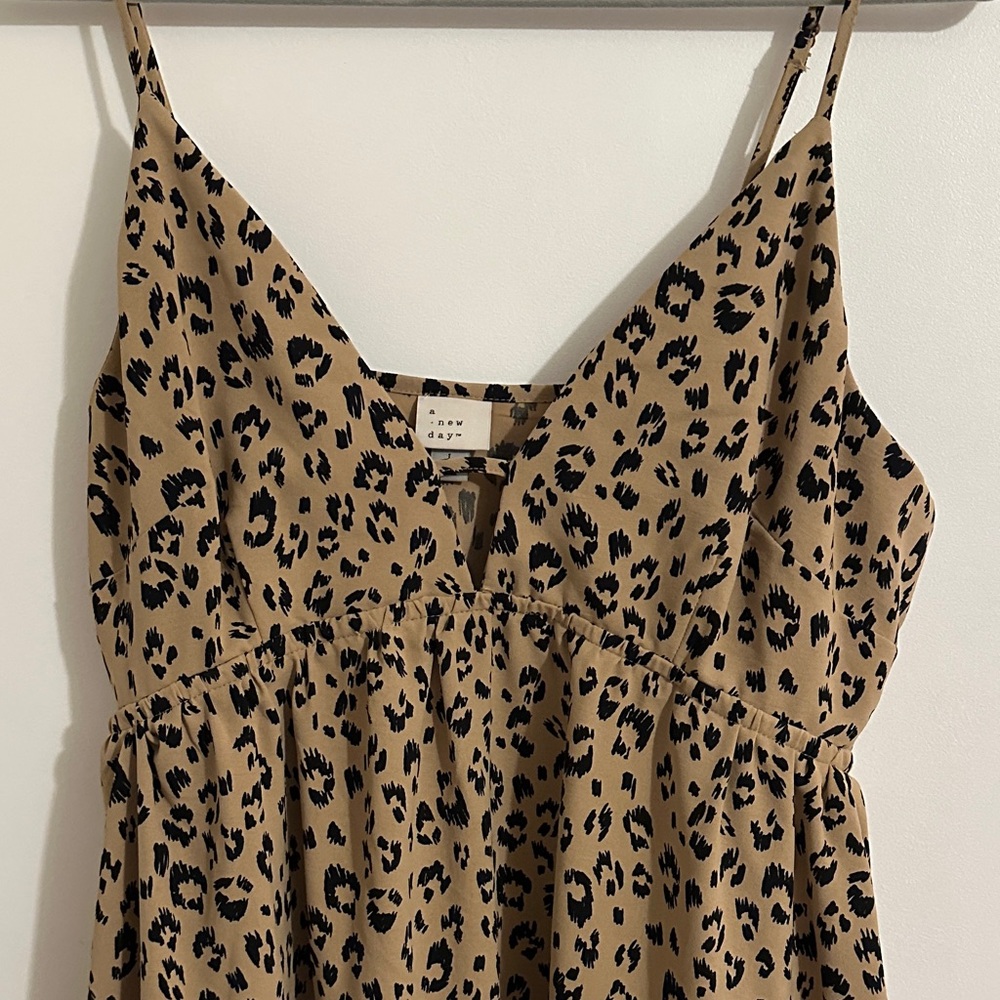 A New Day Leopard Print Maxi Dress - Tan and Black with Keyhole Cut Out